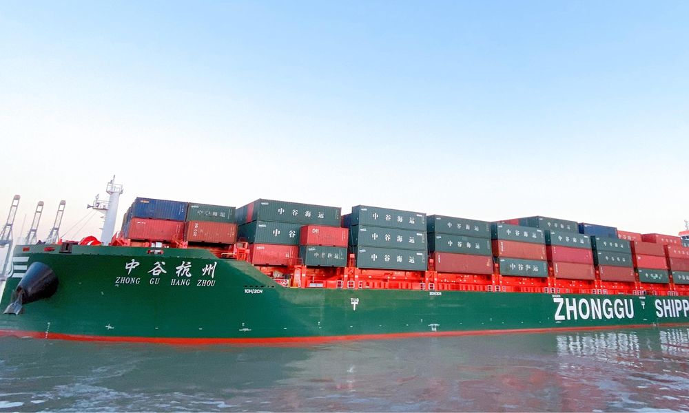 Image accompanying Zhonggu steps up boxship investments with larger newbuilds